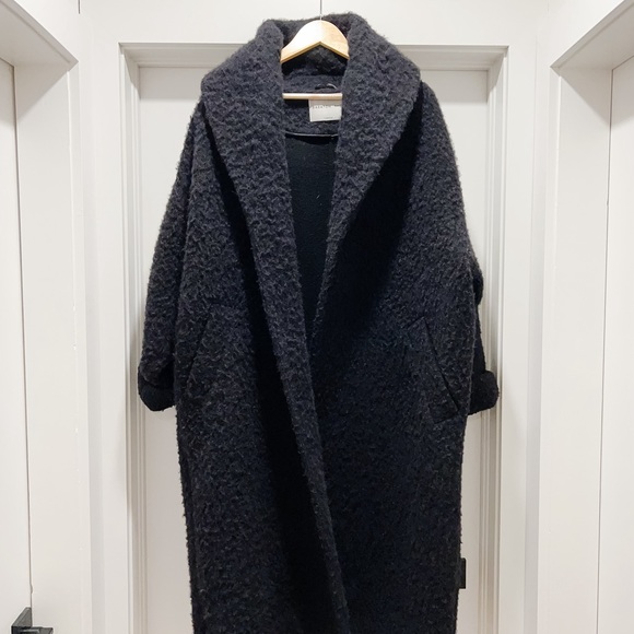 Babaton Oversized Wool Teddy Coat - Picture 14 of 14